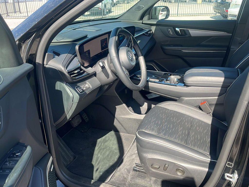 used 2025 Buick Enclave car, priced at $42,500