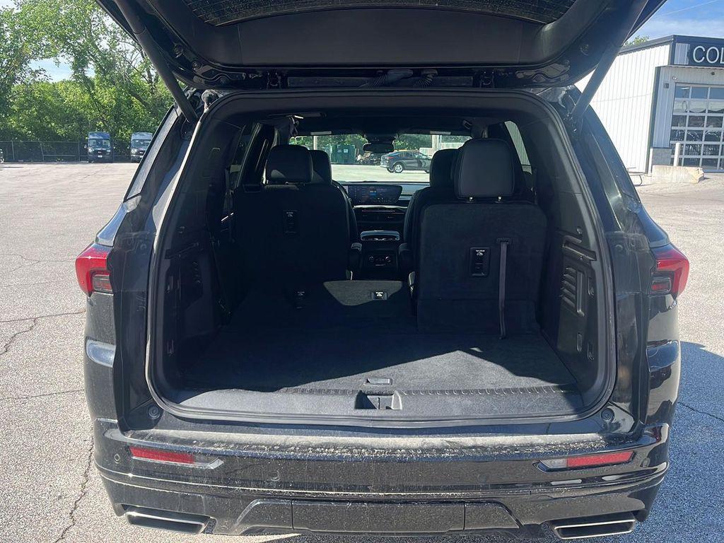 used 2025 Buick Enclave car, priced at $42,500
