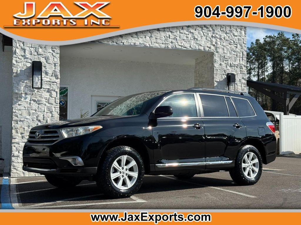 used 2013 Toyota Highlander car, priced at $8,995