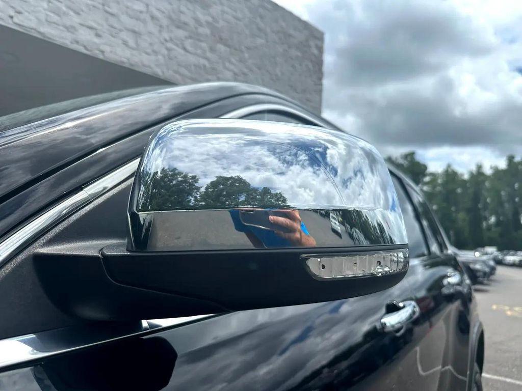 used 2019 Jeep Grand Cherokee car, priced at $10,995