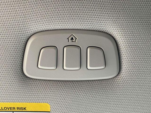 new 2025 Ford Expedition car, priced at $77,750