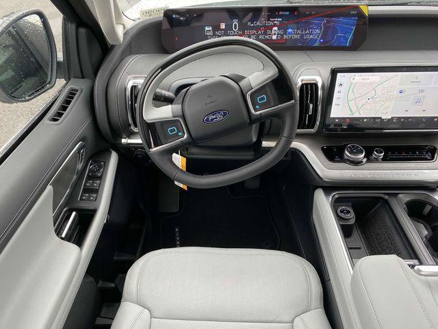new 2025 Ford Expedition Max car, priced at $78,490