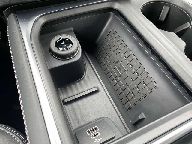 new 2025 Ford Expedition Max car, priced at $82,225