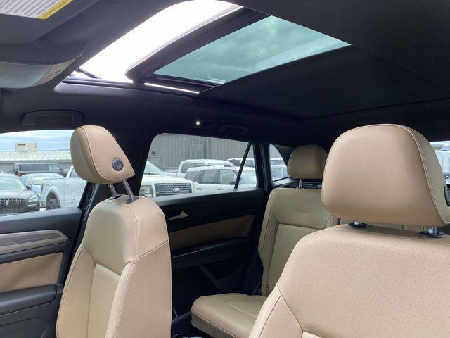 used 2020 Volkswagen Atlas Cross Sport car, priced at $18,490