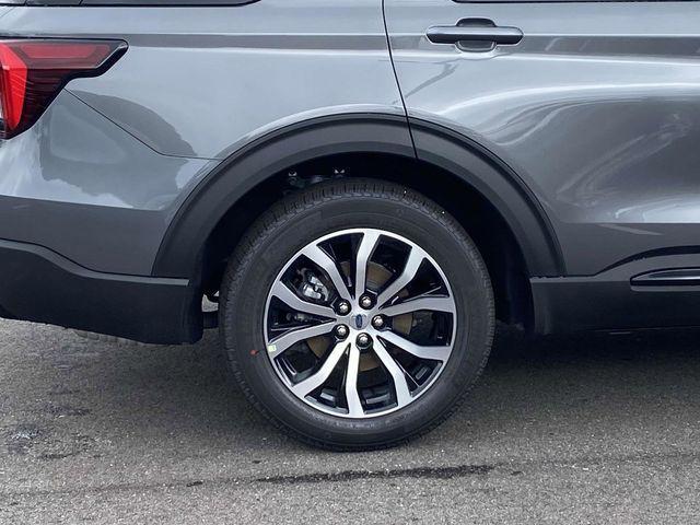new 2026 Ford Explorer car, priced at $42,566
