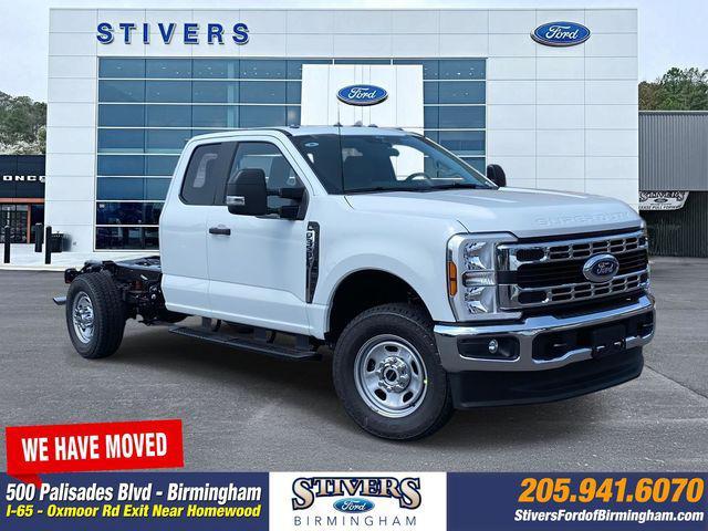 new 2025 Ford F-350 car, priced at $52,038