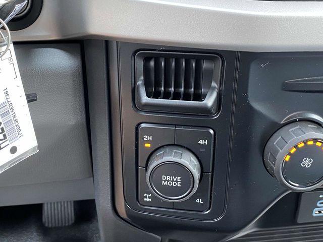 new 2025 Ford F-350 car, priced at $52,038
