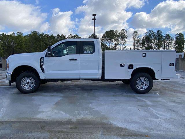 new 2025 Ford F-250 car, priced at $58,356