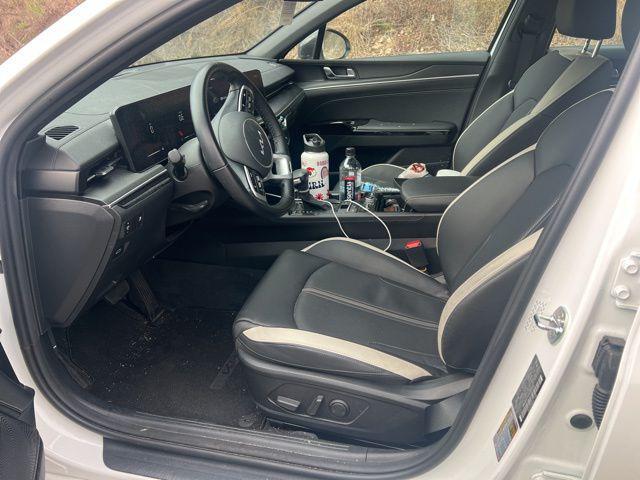 used 2025 Kia K5 car, priced at $25,990