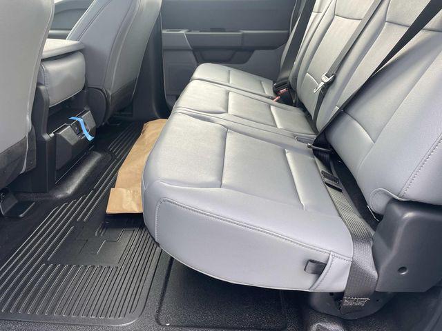 new 2025 Ford F-250 car