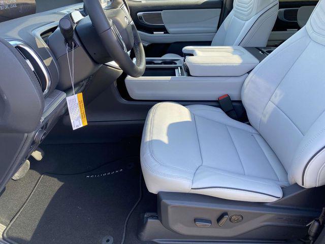 new 2026 Ford Expedition car, priced at $89,075