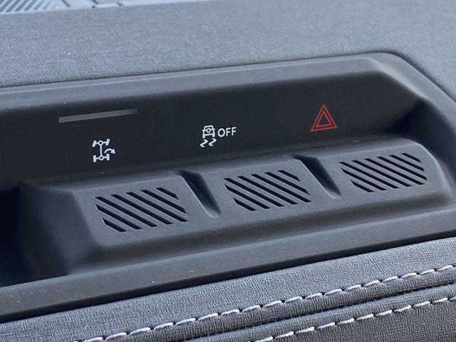 new 2025 Ford Bronco car, priced at $47,955