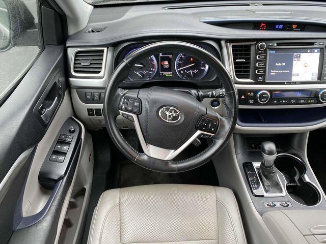 used 2017 Toyota Highlander car, priced at $13,990
