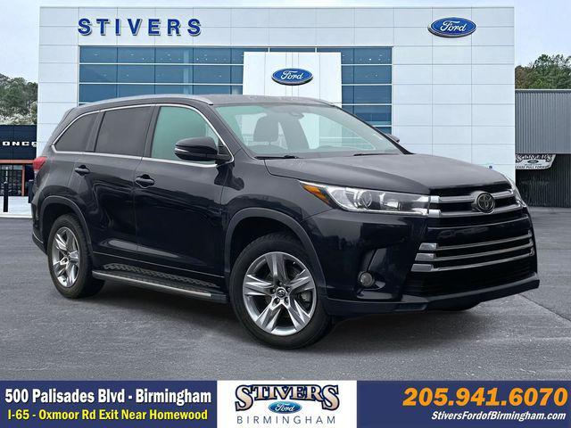 used 2017 Toyota Highlander car, priced at $13,472
