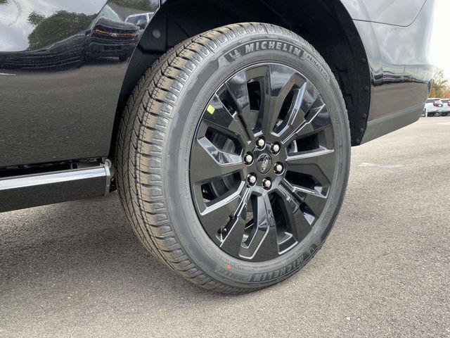 new 2025 Ford Expedition Max car, priced at $78,255