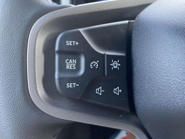 new 2025 Ford Bronco car, priced at $39,899