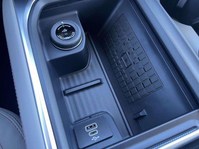 new 2025 Ford Expedition Max car, priced at $66,335