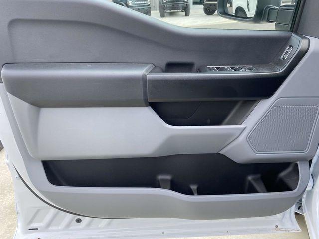 new 2025 Ford F-350 car, priced at $70,589