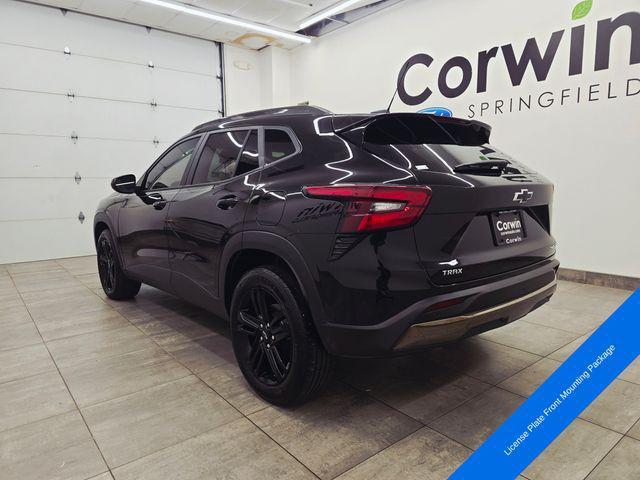 used 2025 Chevrolet Trax car, priced at $25,147