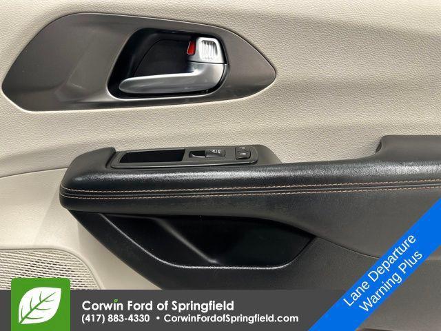 used 2020 Chrysler Pacifica car, priced at $19,189