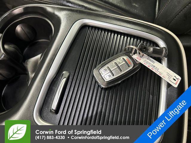 used 2020 Chrysler Pacifica car, priced at $19,189