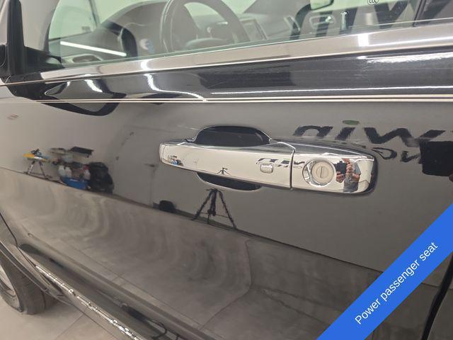 used 2021 Jeep Grand Cherokee car, priced at $26,274