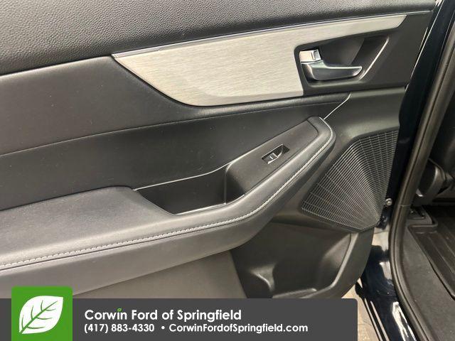 used 2023 Acura MDX car, priced at $39,015