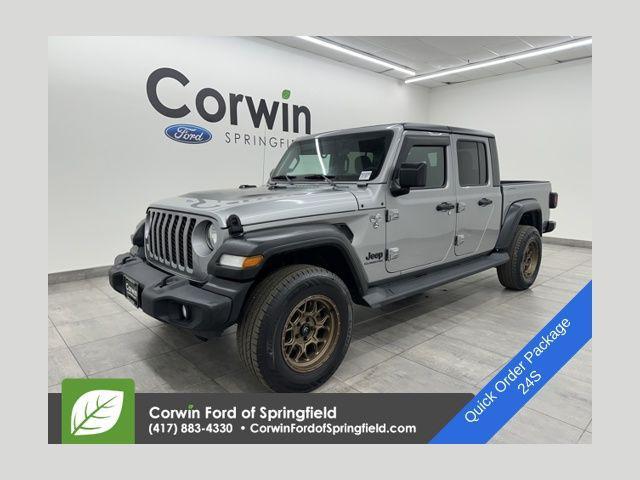 used 2020 Jeep Gladiator car, priced at $25,558