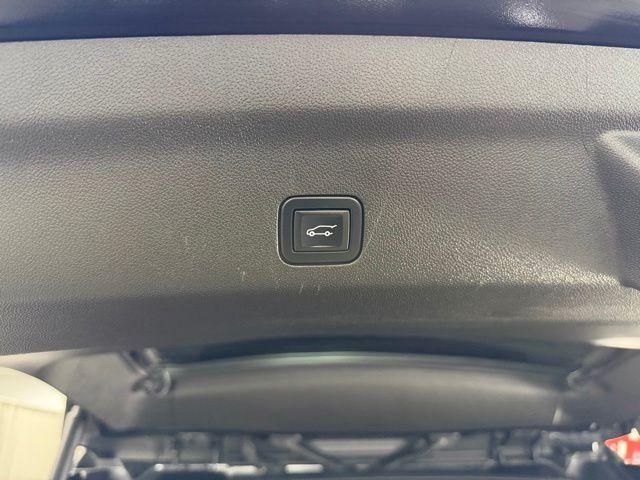 used 2022 GMC Yukon car, priced at $59,840
