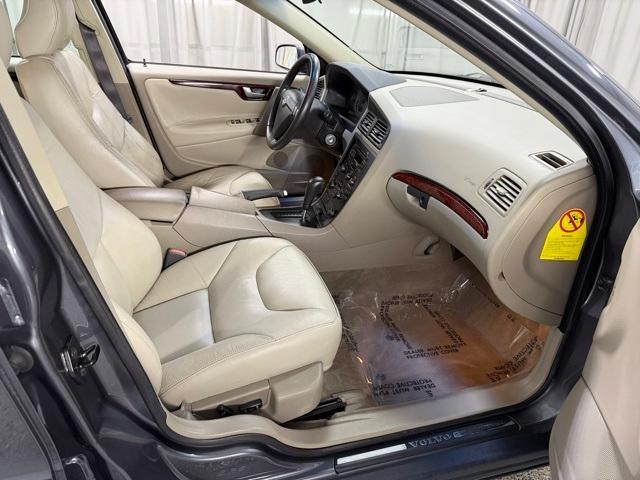 used 2004 Volvo S60 car, priced at $7,694