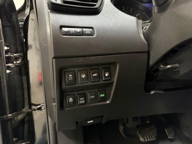 used 2019 Nissan Rogue car, priced at $15,668