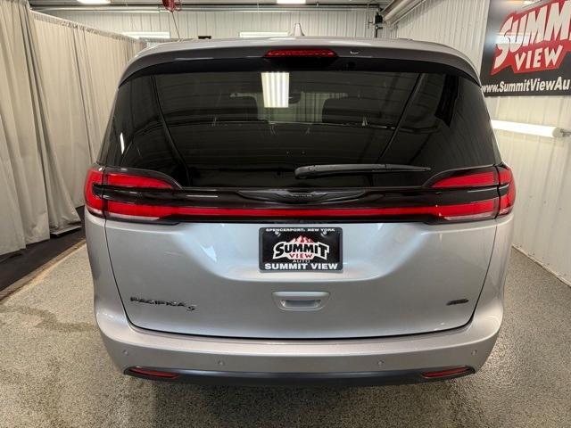 used 2021 Chrysler Pacifica car, priced at $24,393