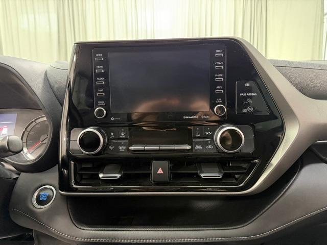 used 2020 Toyota Highlander car, priced at $22,206