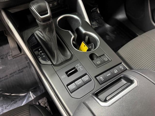 used 2020 Toyota Highlander car, priced at $22,206