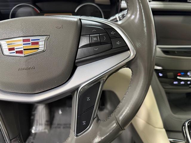 used 2020 Cadillac XT5 car, priced at $25,700