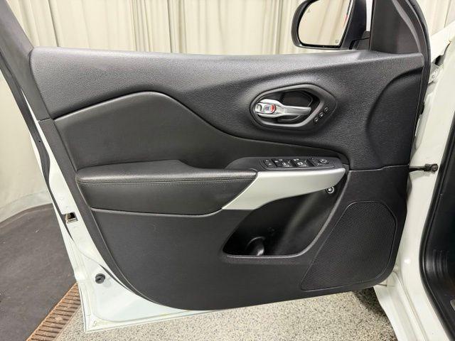 used 2017 Jeep Cherokee car, priced at $16,449