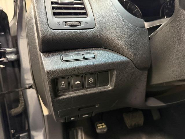 used 2013 Nissan Altima car, priced at $11,995