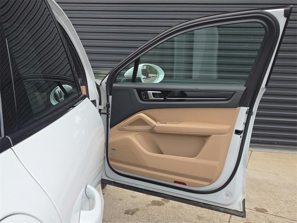 used 2019 Porsche Cayenne car, priced at $40,994