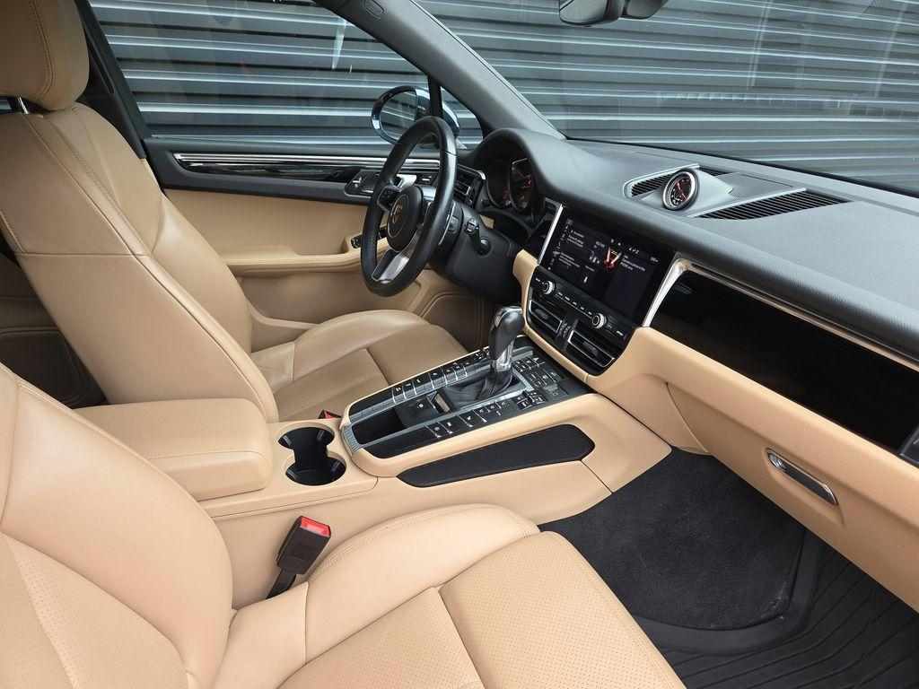 used 2021 Porsche Macan car