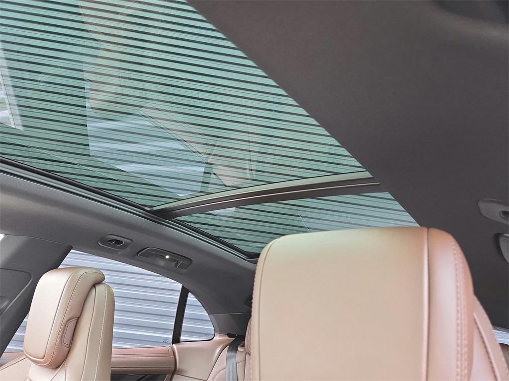 used 2025 Porsche Macan car, priced at $81,299