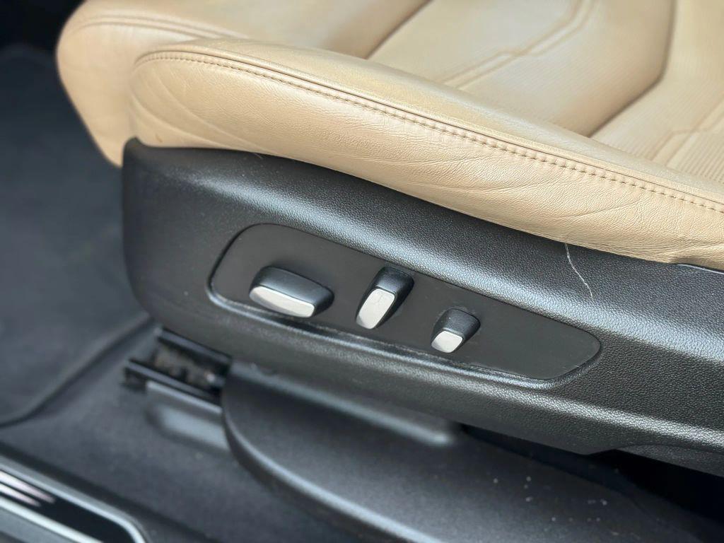 used 2017 Cadillac XT5 car, priced at $16,769