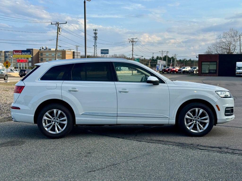 used 2019 Audi Q7 car, priced at $21,121