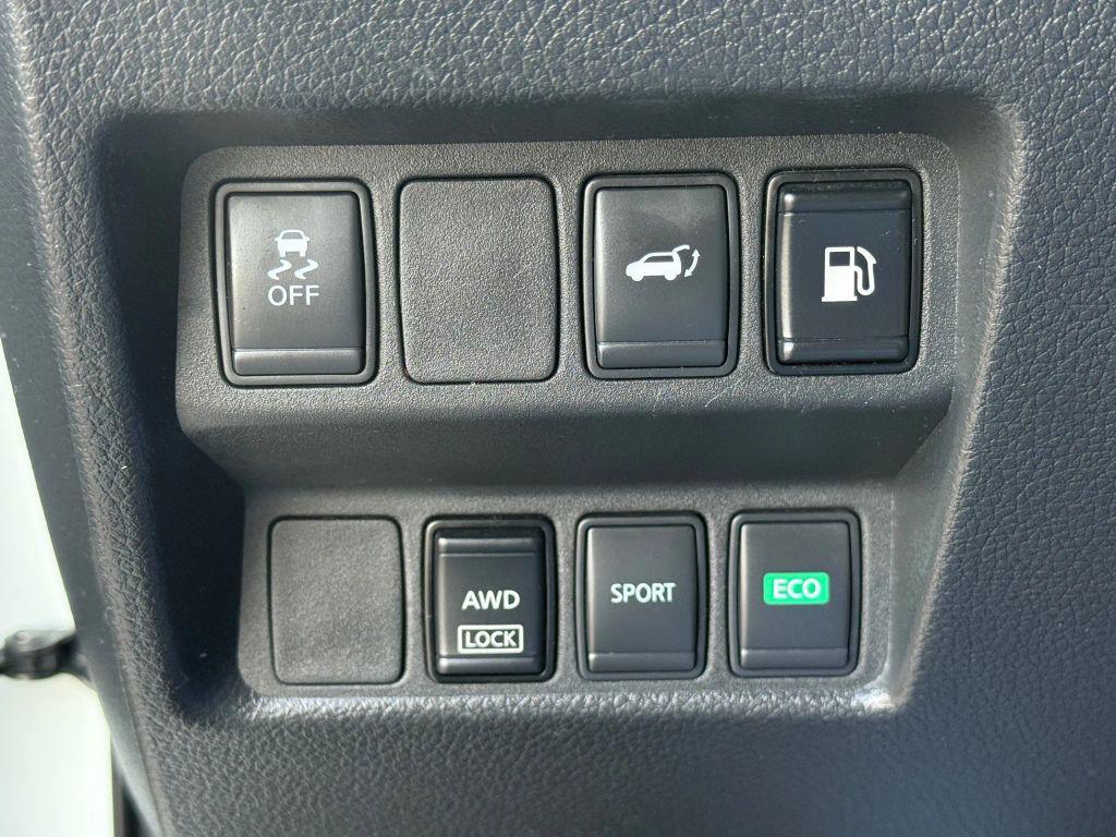 used 2018 Nissan Rogue car, priced at $13,176