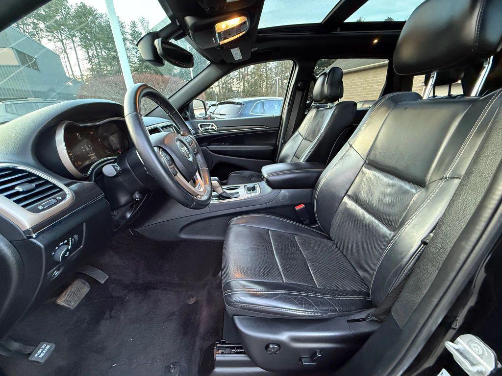 used 2017 Jeep Grand Cherokee car, priced at $14,317