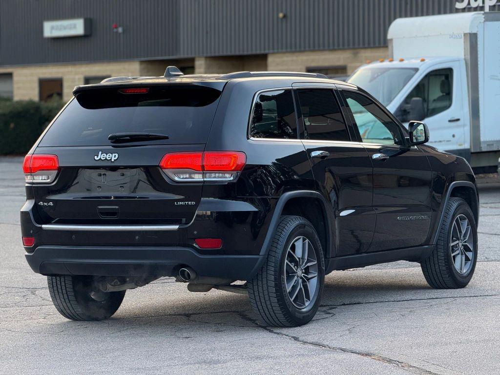 used 2017 Jeep Grand Cherokee car, priced at $14,317