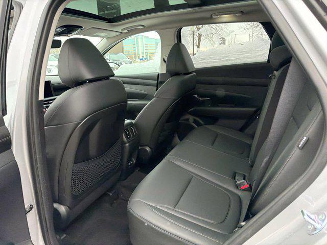 used 2025 Hyundai TUCSON Hybrid car, priced at $32,500