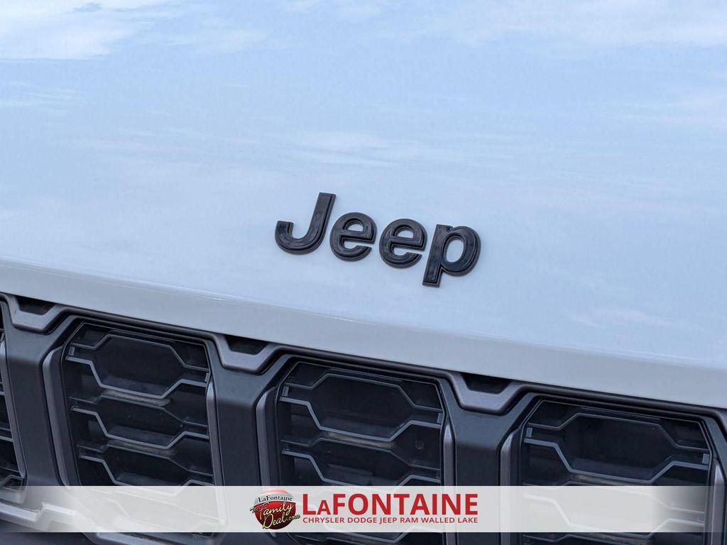 used 2026 Jeep Grand Cherokee car, priced at $43,309