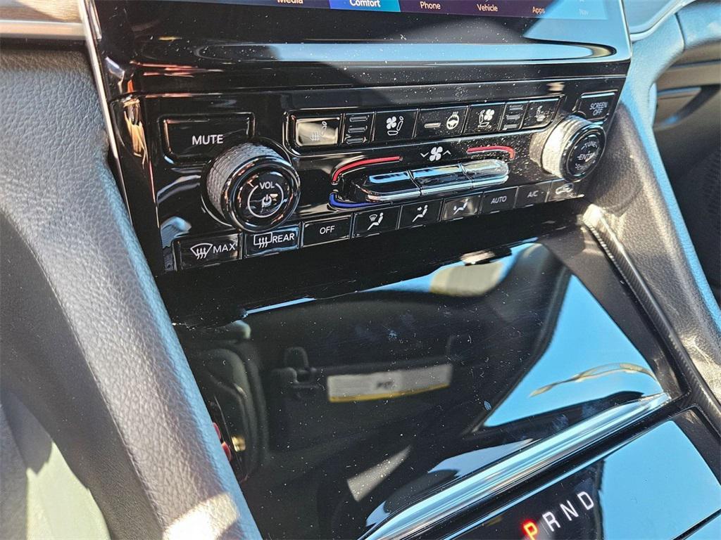 new 2025 Jeep Grand Cherokee car, priced at $45,446