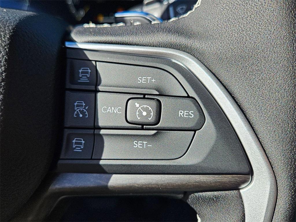 new 2025 Jeep Grand Cherokee car, priced at $45,446