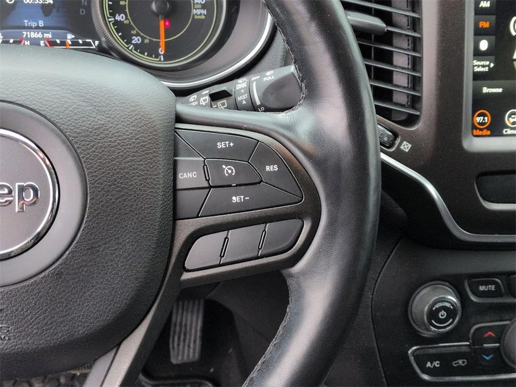 used 2020 Jeep Cherokee car, priced at $19,095